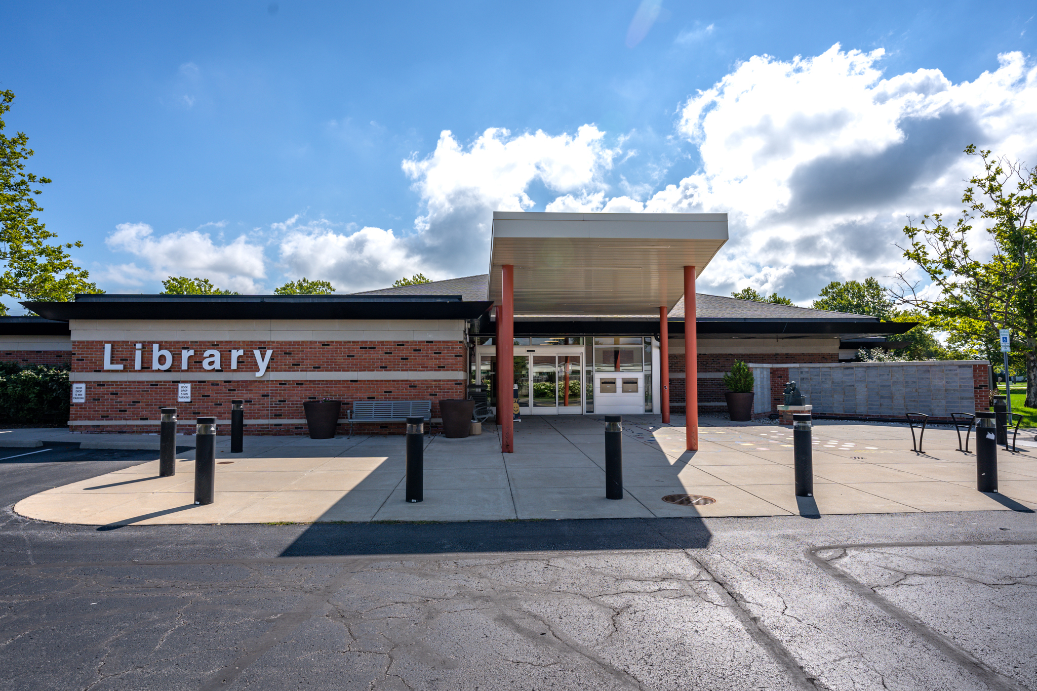 Image for the Point of Interest Oregon Branch Library