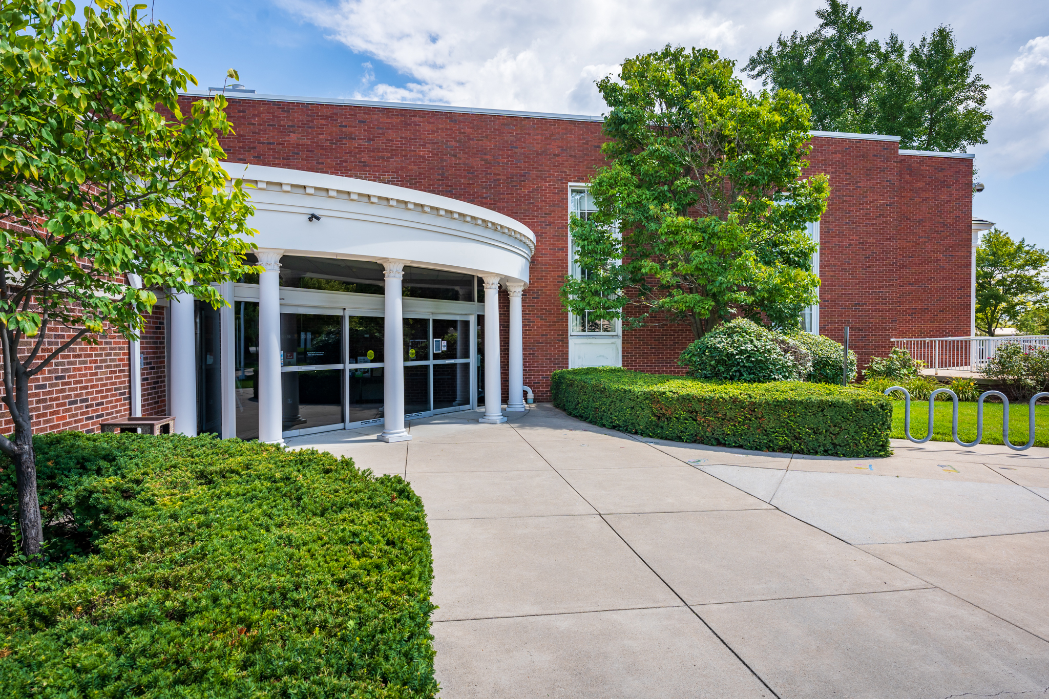 Image for the Point of Interest Maumee Branch Library