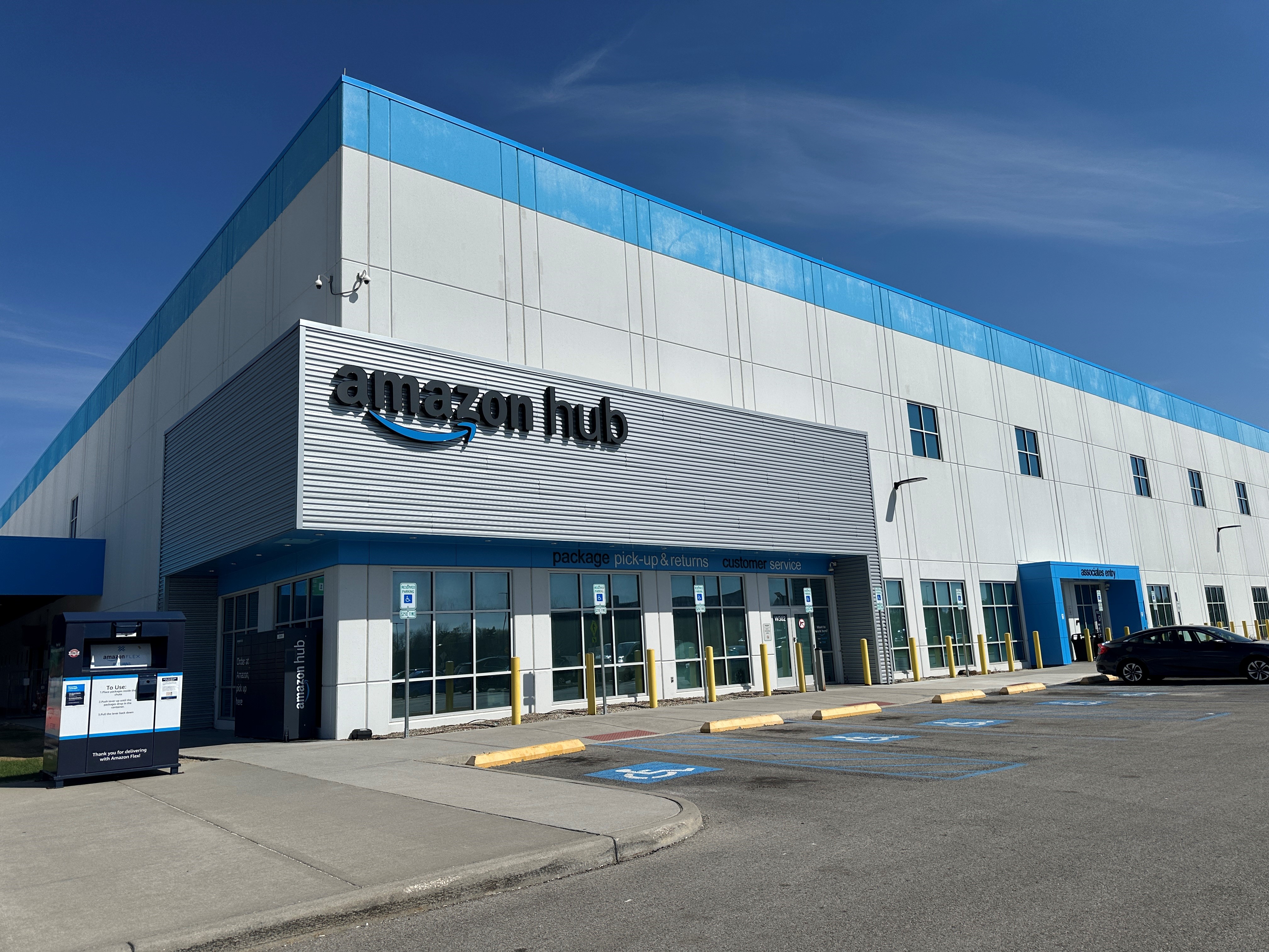 Image for the Point of Interest Amazon Delivery Station (DCL5)